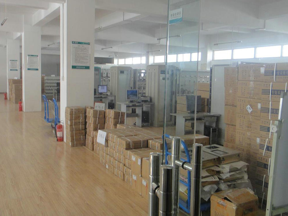 ���B���S���